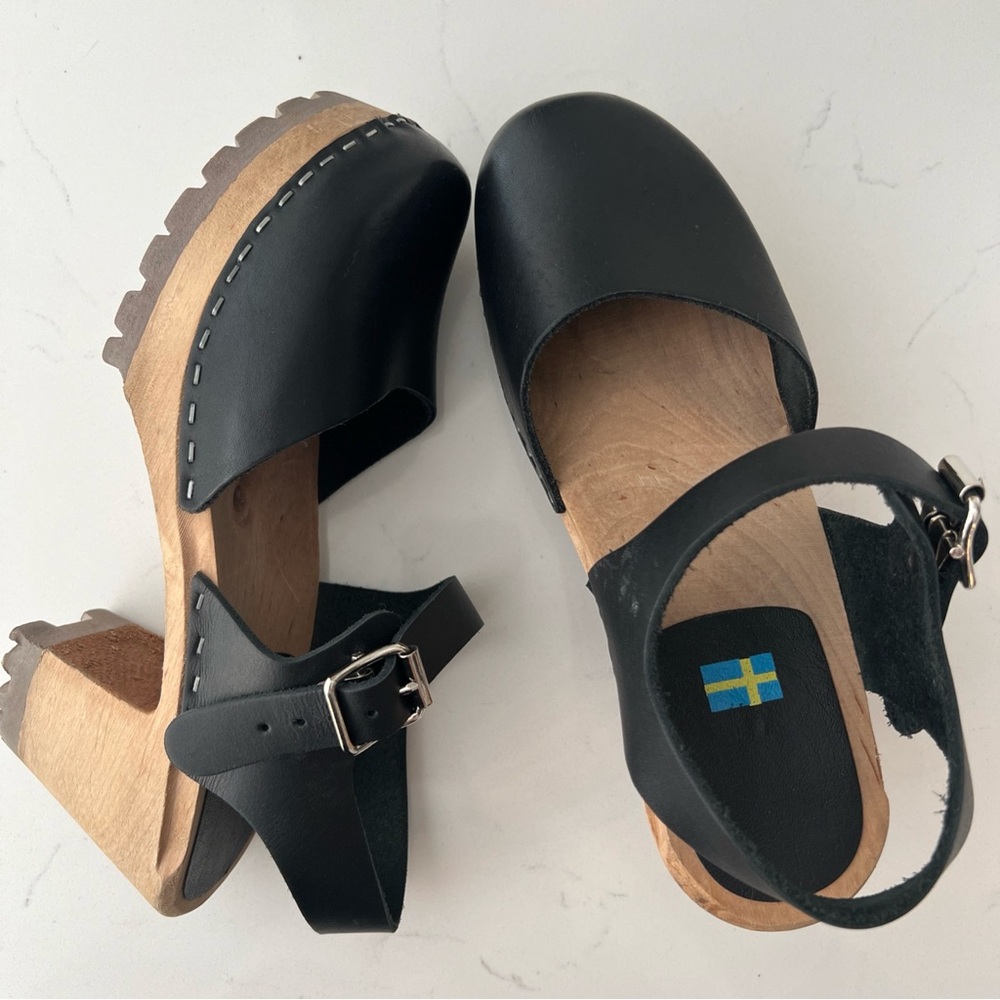 MIA Black Leather Wooden Clogs